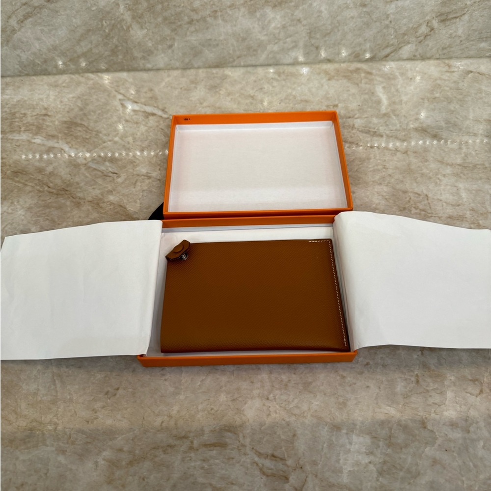 Hermes tarmac passport holder - Picture 6 of 8